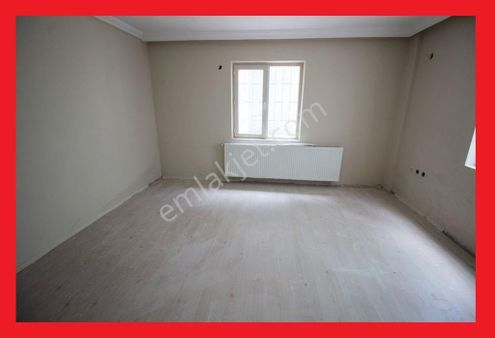 Sağlık Mahallesinde Onur Markete Yakın 100m2 2+1 Kiralık Daire