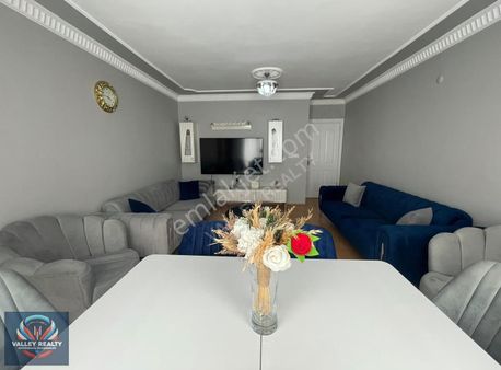 Valleyden Reşadiye Mah. Geniş Ve Kullanışlı 3+1 Satılık Daire!