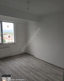 Zincirlikuyu Mahallesi'nde Kiralık 3+1 Asansörlü Dubleks Daire