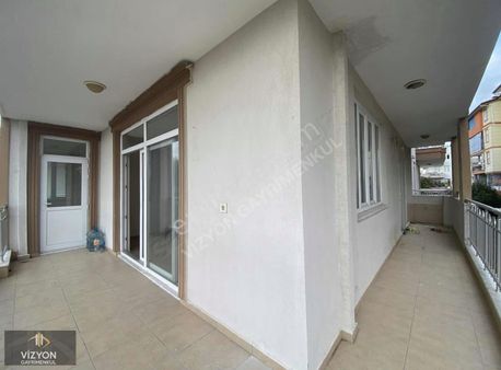 Merkezi Konumda Geniş Ve Kullanışlı Kiralık 4+1 Daire