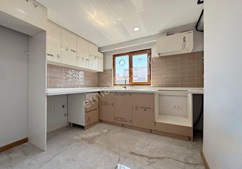 Weal World' Den K.otoparklı Butik Site De, 2+1, 90 M2, Arakat Lüks Daire ...