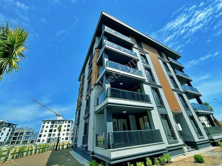 Uytundan Burhaniye Bahçelievlerde Satılık 1+1 Sıfır Lüx Daire