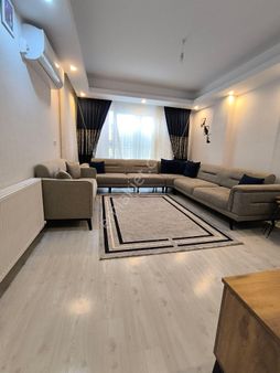 Demirhan Emlak'tan Mükemmel İşçilikli 3+1