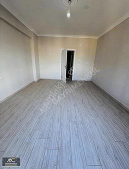 Mc Gayrimenkul Den İstasyon Mahalesi Satılık 2+1 Asbaş Yanı