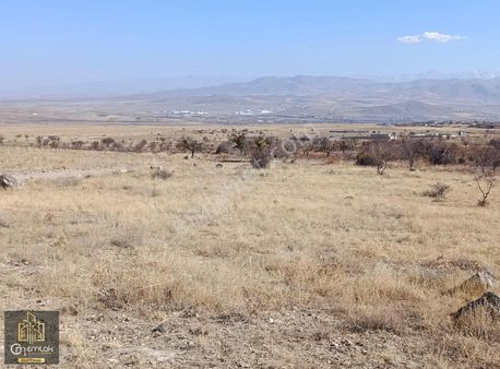 Cm Emlak Güllüce De Harika Konumda 16800 M2 Tarla