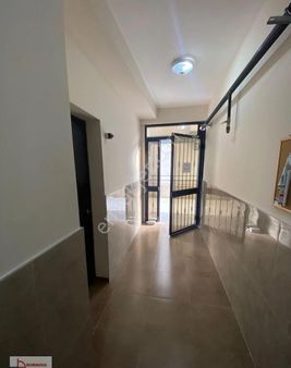 Erzene De Cadde Üzeri Satılık 2+1