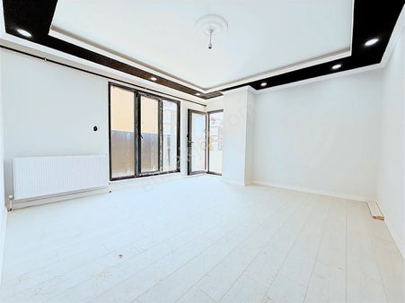 Net'den Tuzla Cad Yakını Asansörlü Lüx 2+1 Arakat Daire