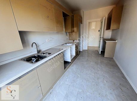 Sinem Çapan'dan Kozyatağı'nda 3+1 Net 85m2 Balkonlu Sıfır Boş