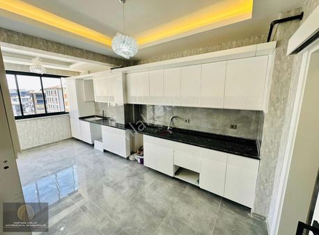 Yeditepe Emlak'tan Okul Yanı 2,5+1 Fırsat Daire!