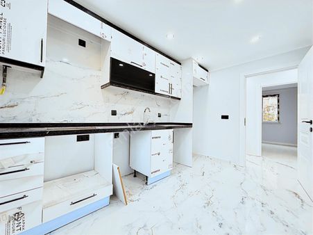 Net'den Atatürk Cad. Yakın Köşebaşı 2+1 Lüx Yüksek Giriş