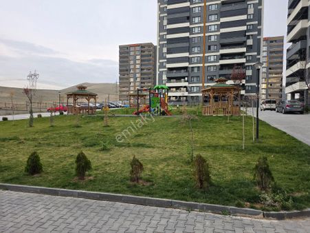 Törekent Mevlana Mah. Newera Venüs Arakat Lux 3+1 Satılık Daire