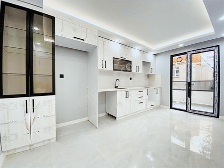 Net'den İstasyon Caddesine Yürüme Mesafesinde Asansörlü2+1arakat