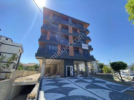 Net'den Ataürk Caddesine Cephe Asansörlü 2+1 Lüx Yapım Arakat