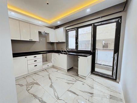 Net'den Osmangazi Mh Aşıroğlu Cd Satılık 2+1 Lüx Bahçe Katı