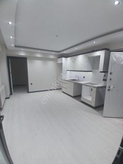 Seyrek Üniversite Yakını 1+1 Daire