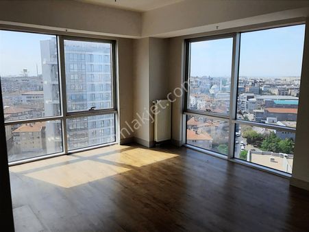 Boş |suryapı Corridor'da Yüksek Kat 2+1 102m2 Satılık Köşe Cephe