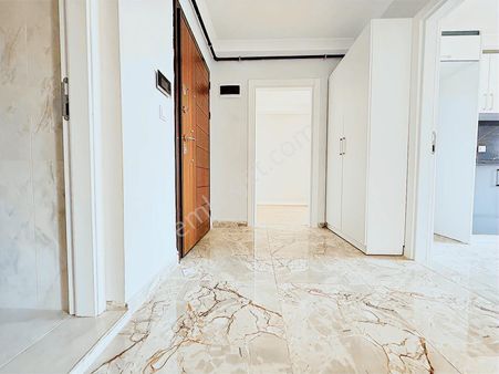 Net'den Osmangazi Mah Aşıroğlu Cad Üzeri Asnsörlü 2+1 Lüx Arakat