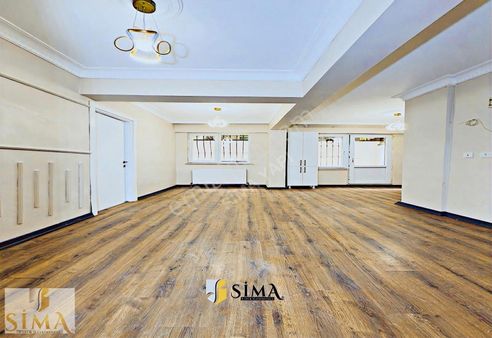 Sima Yapı'da Ana Cadde Yakın Yüksek Kira İmkanlı Bahçeli 2+1