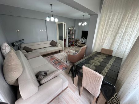 Ekonomi Üni Yakını Geniş Ferah 2+1 Bakımlı Daire