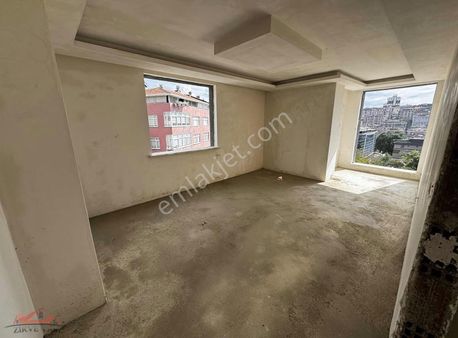 Acil Alibeyköy Meydan Cadde Üstü Sıfır 4.kat 2+1 80m2 5.500.000