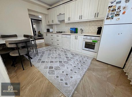 Efe Gayrimenkul'den Emsalsiz Fiyat.! 3+1 140m² Site Dairesi