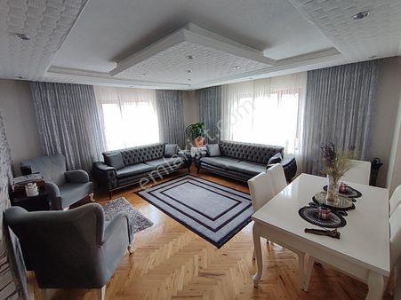 (3246) Uyanışta Ara Kat 3+1 Bağımsız Yapılı Fırsat Dairesi