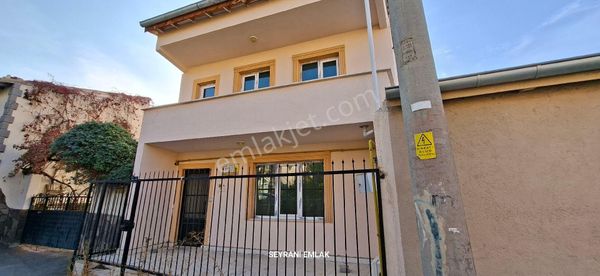 Develi Y. Fenese Mahallesi Satlık Müstakil Ev