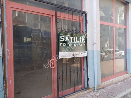 Kemalpaşa Merkez Sekizveylül Mahallesinde 115 M.kare Kız Kulesi Yakını Satılık Dükkan