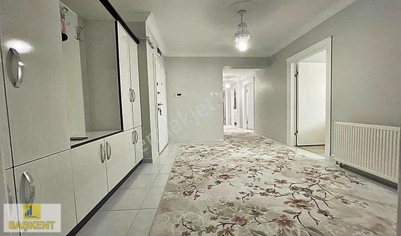 Başkent Gayrimenkul'den Masrafsız Ara Katta Merkez'de 3+1 Daire.