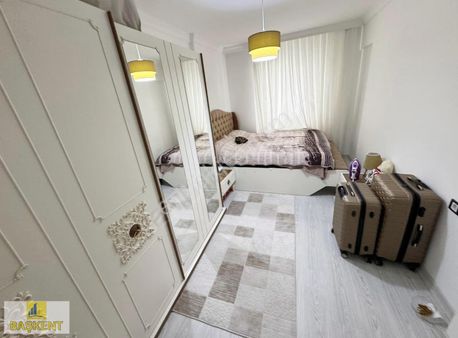 Başkent Gayrimenkul'den Ara Katta Geniş Uygun Fiyatlı 2+1 Daire