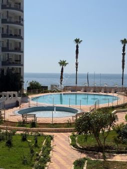 Mersin/tece'de 3+1 Havuz Ve Deniz Manzaralı Satılık Yazlık