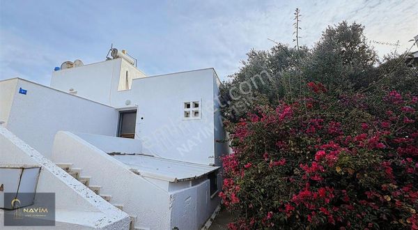 Bodrum Bağla Bankev Sitesinde Tadilatlı Deniz Manzaralı 2+1 Üst