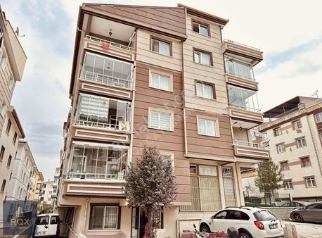 Piyade Mahallesinde Geniş Bahçe Katı Cepheleri Açık 1+1 Daire