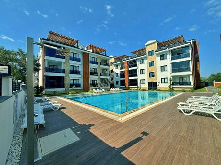 Uytundan Akçay-güre Arasında Havuzlu Lüks Sitede 2+1 Son Daire