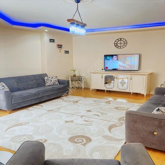 Yuvakurdan Fatih Mh Acil İskanlı Fırsatt Ara Kat Daire Geniş 3+1