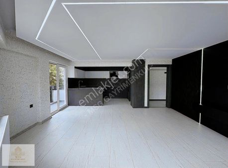 Msg'den Caddeye 300 M. - Balçovanın En Nezih Bölgesinde Lüks 3+1