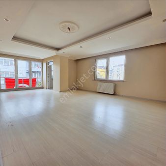 Yuvakur'dan Çerkezköy Kızılpınar Mah'de 3+1 135m²6yıllk 1.kat Ön