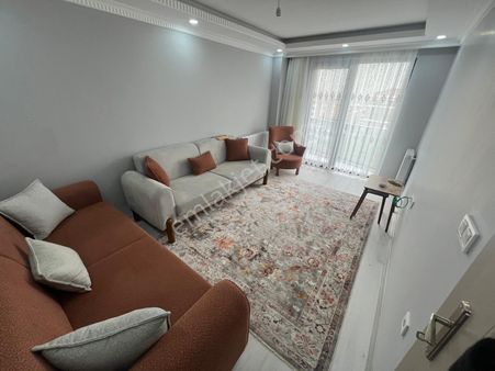 Üç Kardeşler'den Esentepe Mh 2+1 Sıfır Asansörlü 85m² Ara Kat