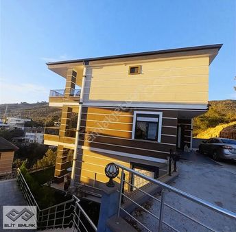 Altınoluk Köyünde Satılık Tam Müstakil Muhteşem Villa