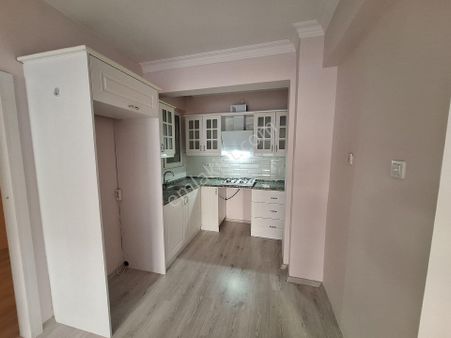 Hatay Piri Reis Mahallesinde Askerî Hastane Yanında İnönü Cadde Yanında Arakat