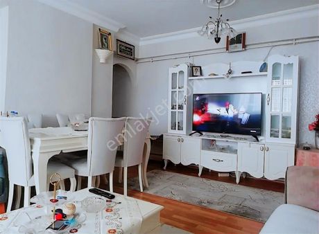 Bağcılar Meydana Yakın 2+1 Satılık Daire Aysun Yavuz'dan