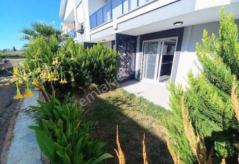 Didim’de Havuzlu Sitede Villa Konforunda Bahçeli 1+1 Satılık Daire