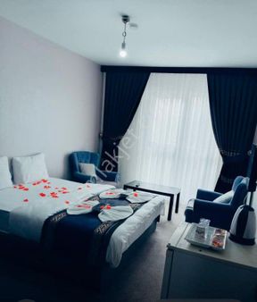 Ücretsiz Süslemeli Metrobüs Yanı Lüx Daireler