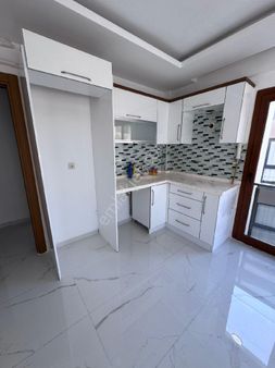 Kuşadası Türkmende Sahile 30mt Mesafee 2+1 Daire