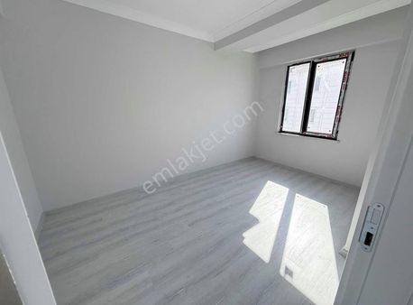 Çarşıda Kiralık 1+1 Arakat Sıfır Daire Yılmaz Mahallesi