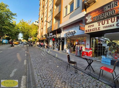 Eskidjiden İzmit Merkezde Yürüyüş Yolunda Kiralık 3+1 Daire