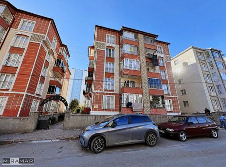 Miramar'dan Mimarsinan Mah Satılık Ara Kat 3+1 Daire