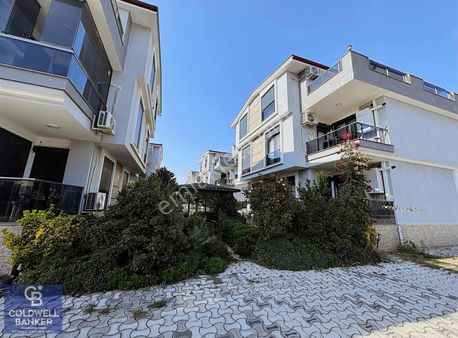 Menderes Coldwell Banker Poyraz'dan Site İçi 3+1 Çatı Dublex