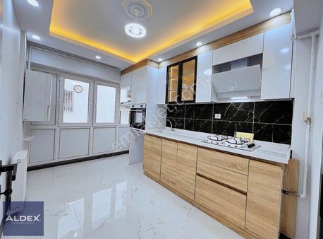 Elvan Mah. 3+1 Ara Katta Full+full Yapılı Satılık Fırsat Daire