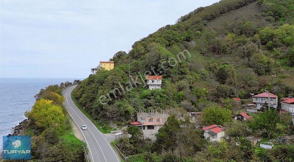 Çaka Plajına Bir Adım 346 M2 Bahçe İçinde Satılık Müstakil Ev.